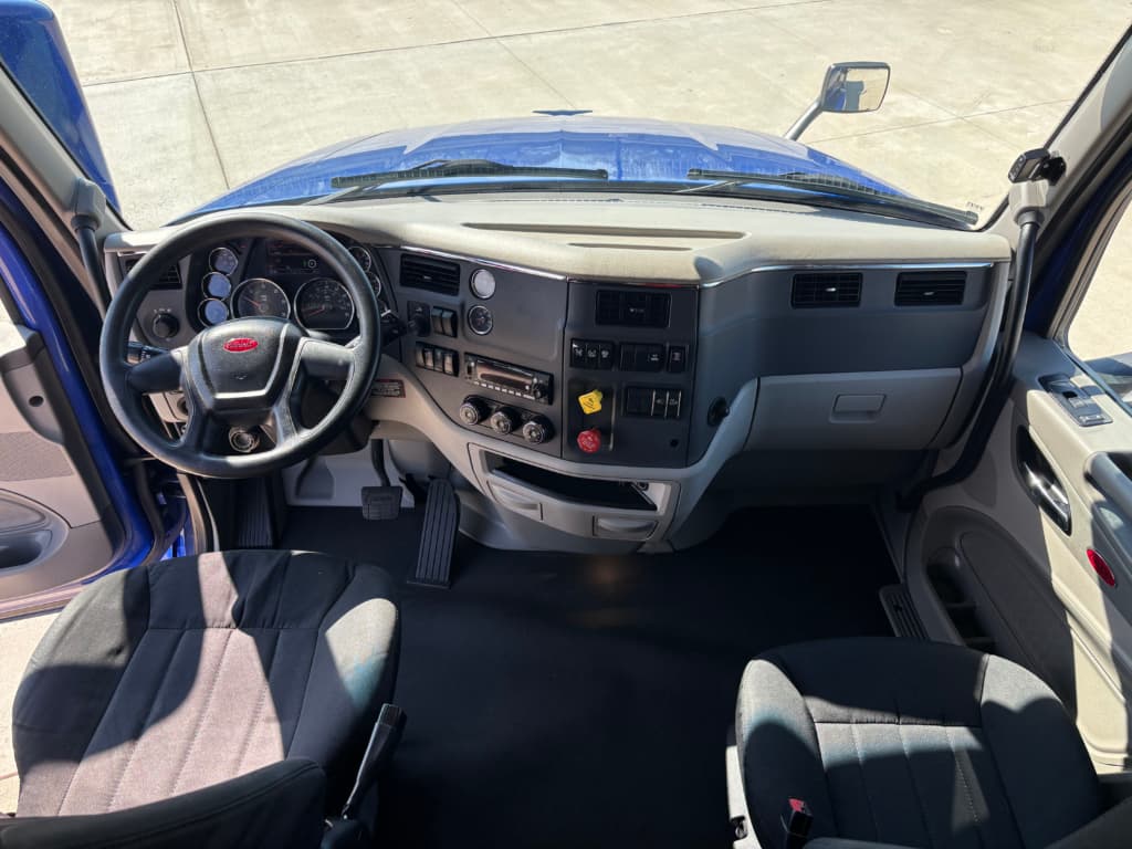 2022 Peterbilt
